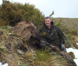 Steve with his free range trophy tahr